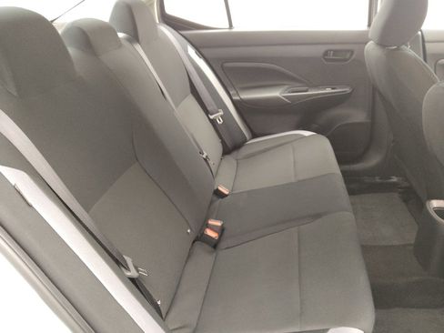Used 2025 Nissan Versa S FWD image 19