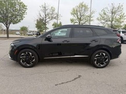 Used 2024 Kia Sportage SX image 4