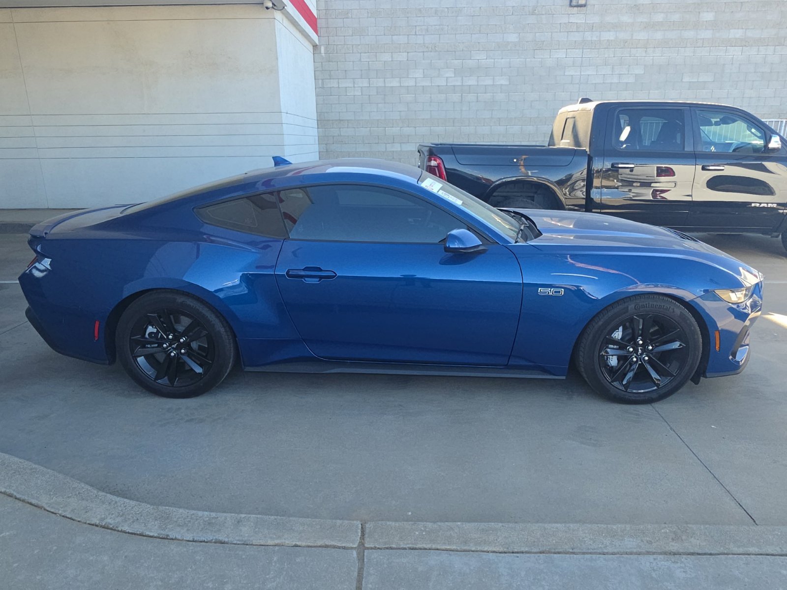 Used 2024 Ford Mustang GT RWD image 4