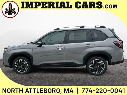 New 2025 Subaru Forester Premium image 11