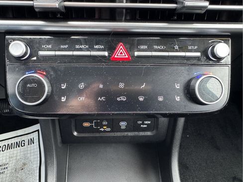 Used 2025 Hyundai Tucson Limited image 24