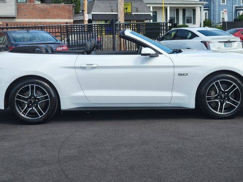 Used 2019 Ford Mustang GT Premium w/ Equipment Group 401A RWD image 8