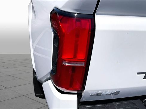 New 2026 Toyota Tacoma SR5 AWD/4WD image 14