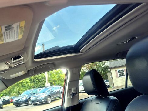 Used 2017 Subaru Outback 2.5i Limited image 14