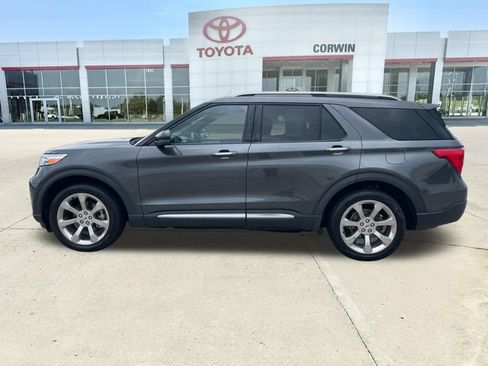 Used 2020 Ford Explorer Platinum AWD/4WD image 2
