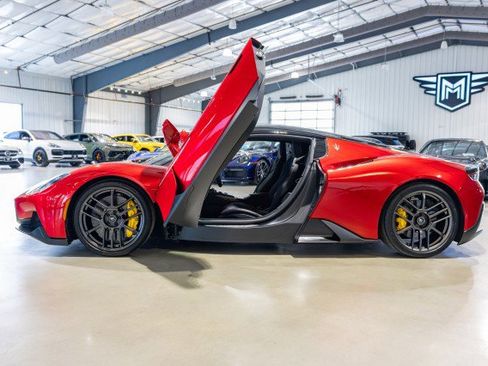 Used 2023 Maserati MC20 Coupe image 3