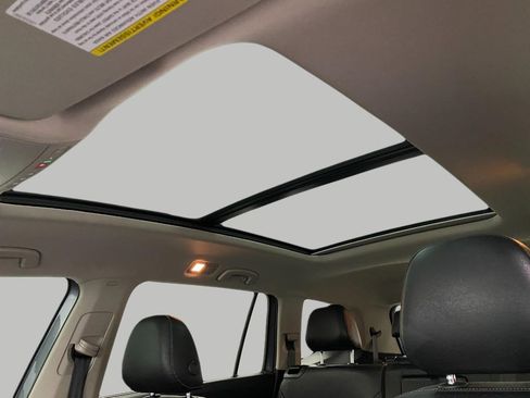 Used 2018 Volkswagen Atlas SEL AWD/4WD image 62