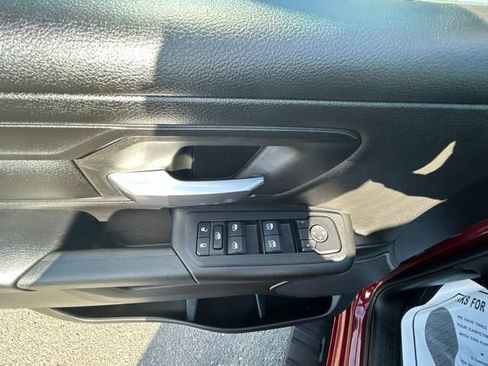 Used 2025 RAM 1500 Tradesman AWD/4WD image 18