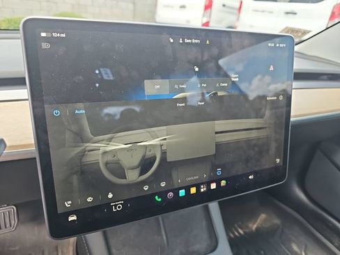 Used 2022 Tesla Model 3 RWD image 16