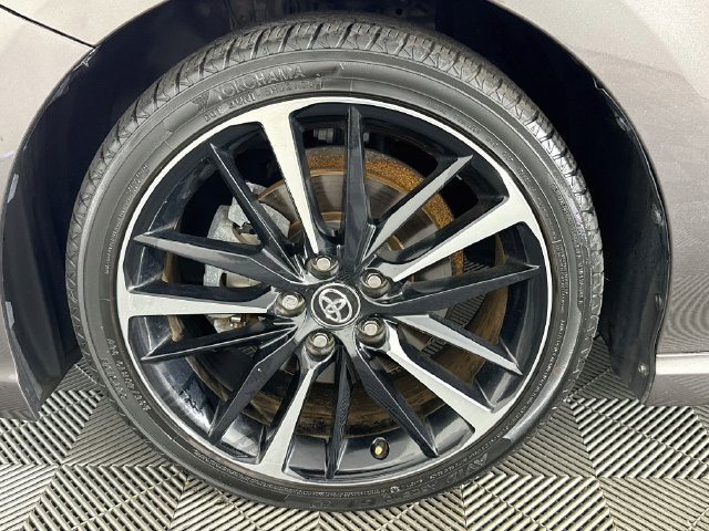 Used 2020 Toyota Camry XSE FWD image 35