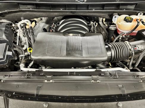 Used 2024 GMC Yukon Denali Ultimate AWD/4WD image 27