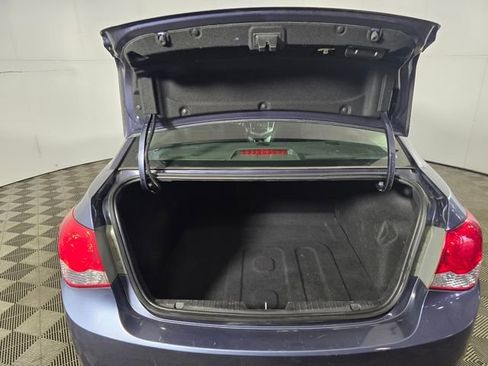 Used 2014 Chevrolet Cruze LT image 17