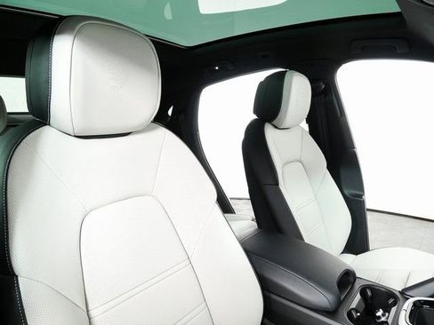 New 2026 Porsche Cayenne Coupe image 25