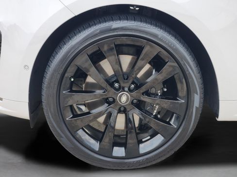 Certified 2024 Land Rover Range Rover Sport Autobiography AWD/4WD image 32