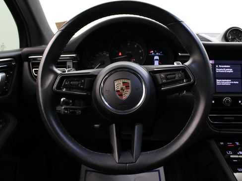 Certified 2023 Porsche Macan AWD/4WD image 29
