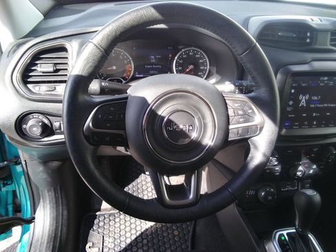 Used 2022 Jeep Renegade Latitude w/ Convenience Group image 14