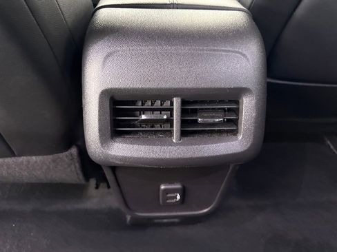 Used 2023 GMC Terrain SLT AWD/4WD image 20