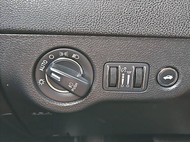 Used 2021 Chrysler 300 S RWD image 17