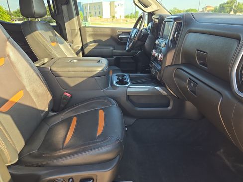 Used 2021 GMC Sierra 1500 AT4 w/ AT4 Preferred Package AWD/4WD image 32