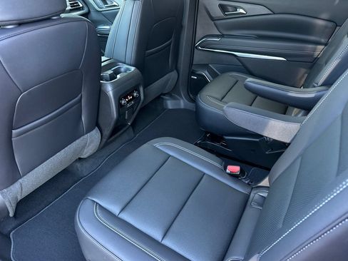 New 2026 Chevrolet Traverse LT w/ Enhanced Driving Package FWD image 12