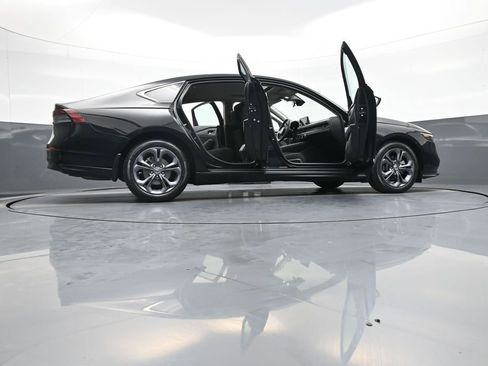 Certified 2023 Honda Accord EX image 45
