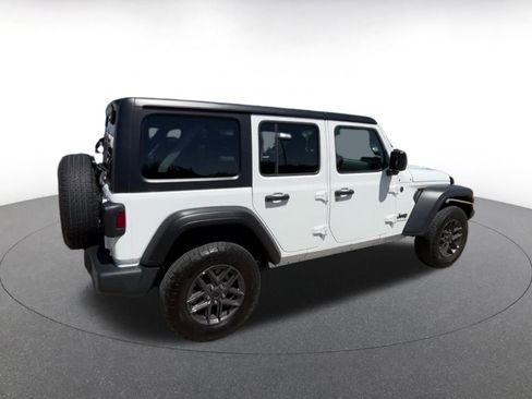 Used 2025 Jeep Wrangler Unlimited Sport AWD/4WD image 14