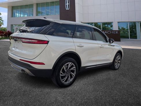 Used 2023 Lincoln Corsair Standard image 7