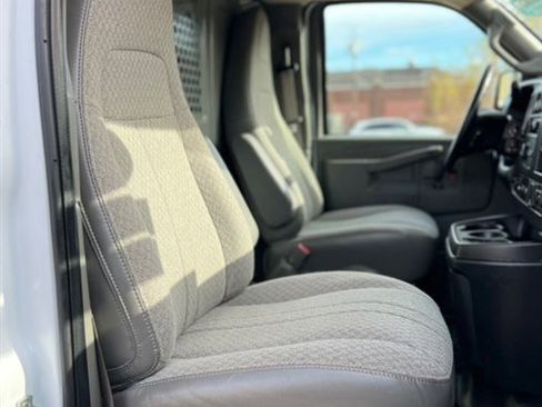 Used 2023 GMC Savana 2500 w/ Driver Convenience Package image 20