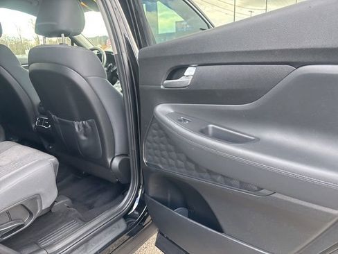 Used 2023 Hyundai Santa Fe SEL image 11