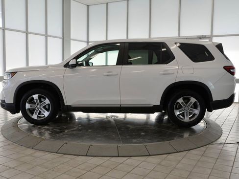 Used 2023 Honda Pilot EX-L image 5