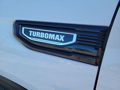 New 2026 GMC Sierra 1500 Pro w/ Pro Value Package image 17