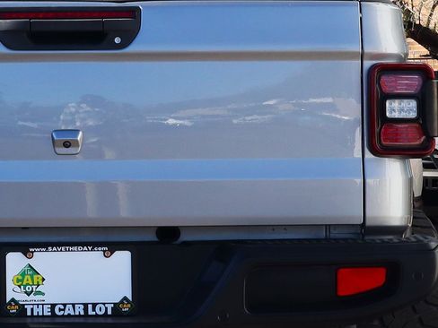 Used 2021 Jeep Gladiator Overland w/ Popular Equipment Package image 24