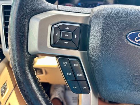 Used 2020 Ford F350 Lariat w/ Lariat Value Package AWD/4WD image 19