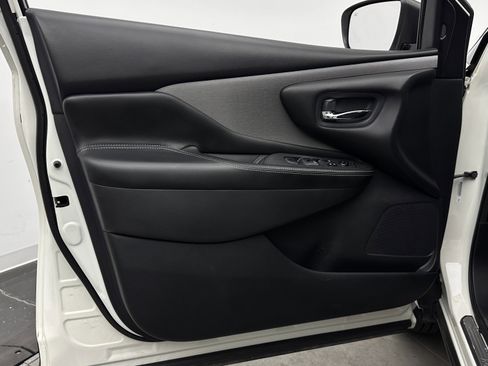 Used 2020 Nissan Murano SV FWD image 10
