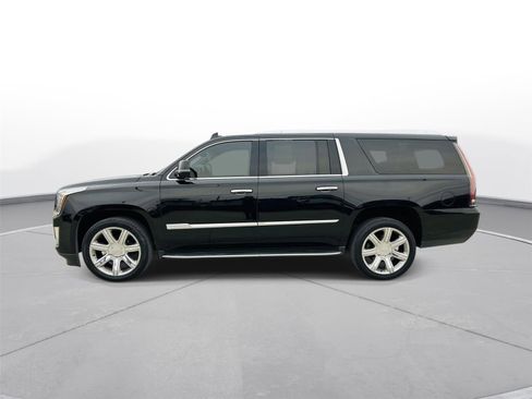 Used 2020 Cadillac Escalade ESV Luxury image 41