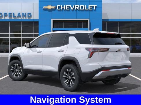New 2027 Chevrolet Equinox LT FWD image 4