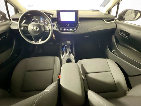 Used 2024 Toyota Corolla LE FWD image 27