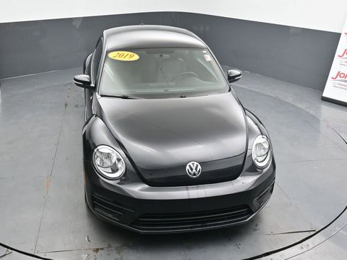 Used 2019 Volkswagen Beetle 2.0T S image 26