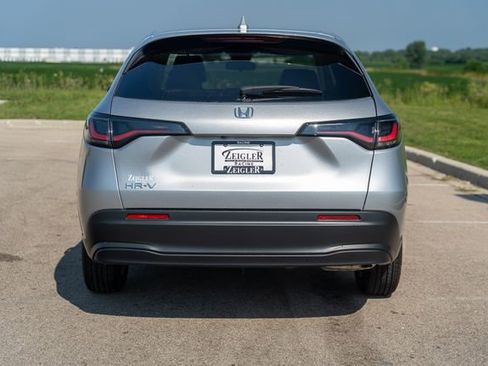 New 2026 Honda HR-V LX image 6