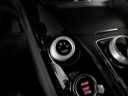 Used 2018 Mercedes-Benz AMG GT R image 25