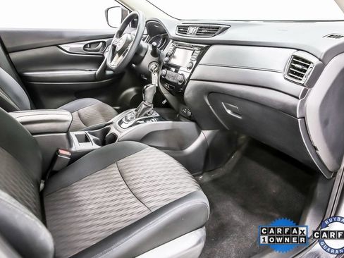 Used 2020 Nissan Rogue S image 31