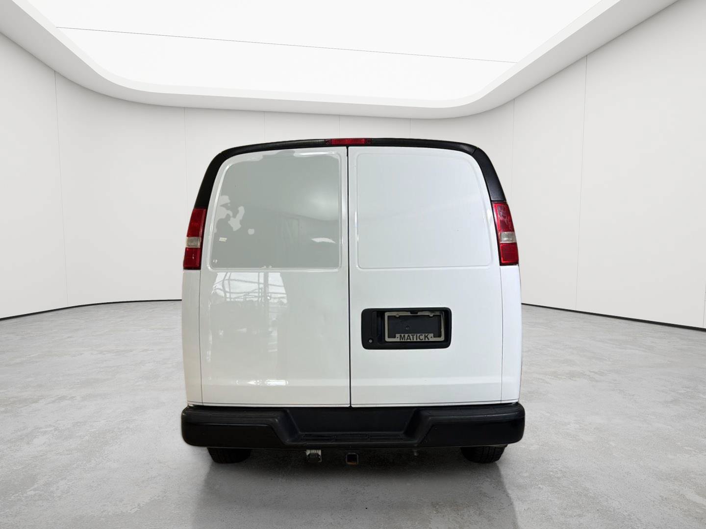 Used 2016 Chevrolet Express 2500 RWD image 6