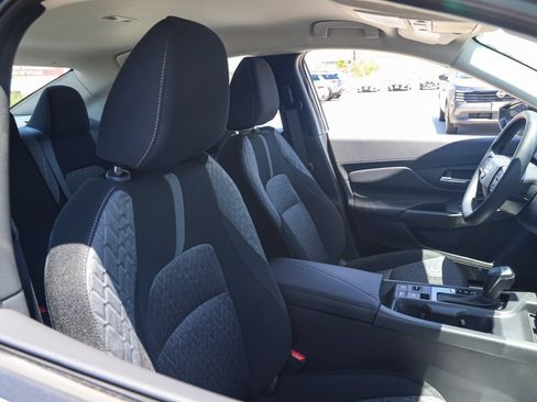 New 2026 Nissan Sentra SV w/ Floor Mat Package FWD image 20