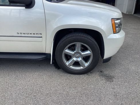 Used 2012 Chevrolet Suburban LTZ AWD/4WD image 21
