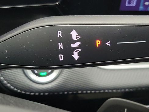 Certified 2025 Chevrolet Equinox LT w/ Midnight Edition image 17