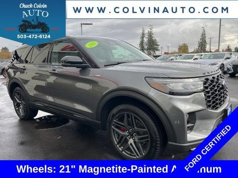 Certified 2025 Ford Explorer ST-Line w/ ST-Line Street Pack AWD/4WD image 5