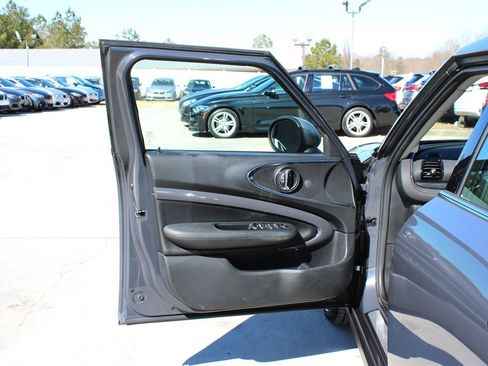 Used 2018 MINI Cooper Clubman S image 30