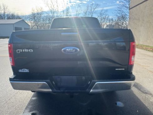 Used 2015 Ford F150 XLT w/ Equipment Group 301A Mid image 6