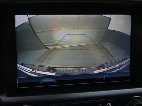 Used 2018 GMC Canyon SLE w/ SLE Convenience Package image 28