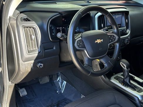 Used 2022 Chevrolet Colorado LT image 14